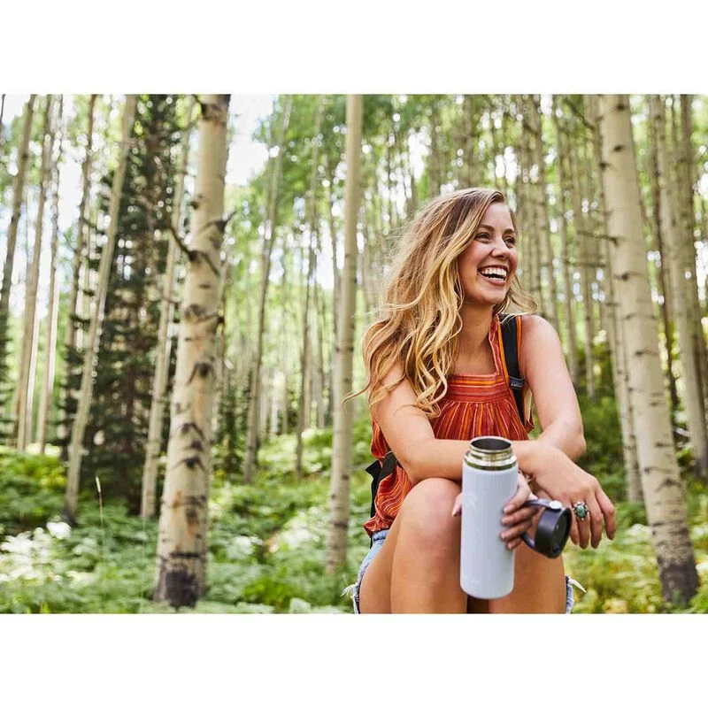 HYDRO FLASK 20 oz. Wide-Mouth Water Bottle 4 HYDRO FLASK 20 oz. Wide-Mouth Water Bottle - Image 4